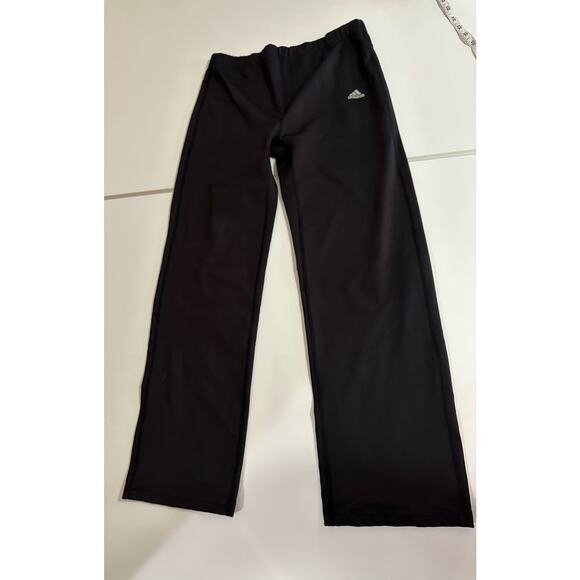 Women 2 Adidas XL Black Yoga pants and leggings, runs short & has signs of use - Picture 10 of 16